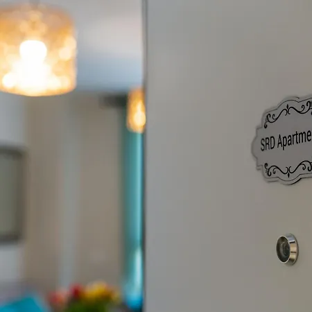 Апартаменти Srd - Center *